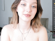 KandyWill playing with vibrator 2024-07-11