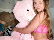 Skylarmaexo_OF_Live_1