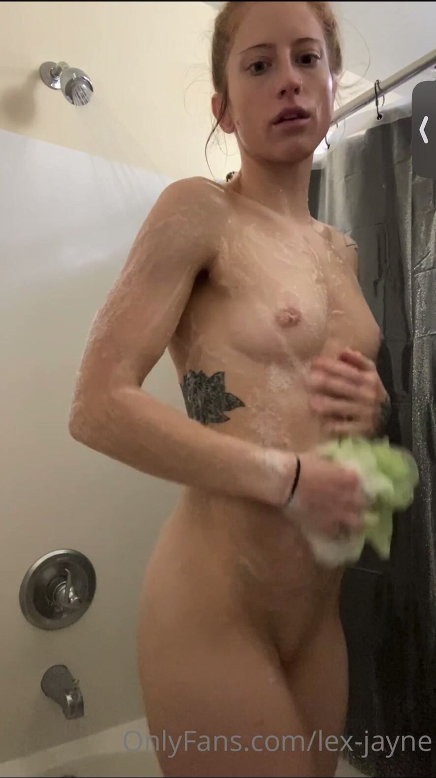 Lex-Jayne in the shower