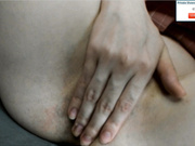 Lisawoo Tits out and masturbating