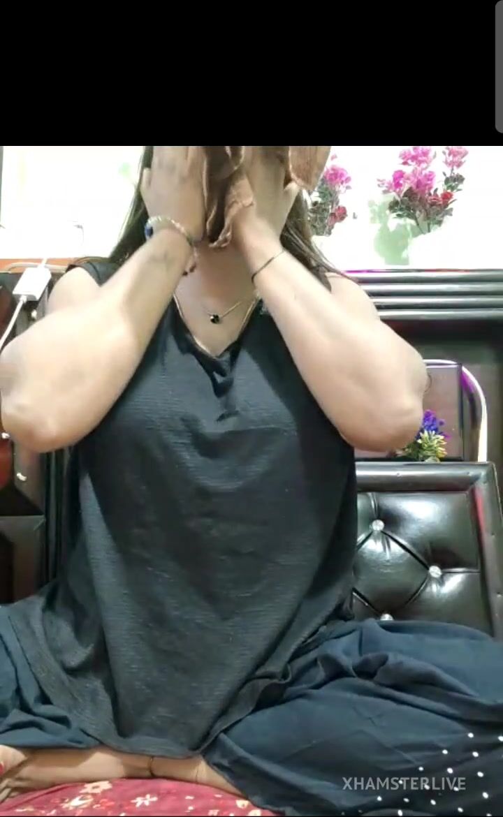 1r sexy face show
