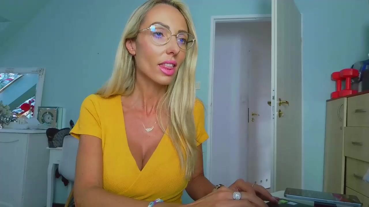 Rikachat purerika emilachat