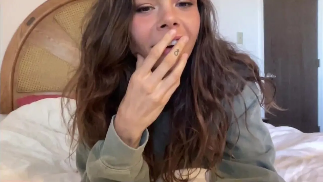 Lilyofearth wet panty tease