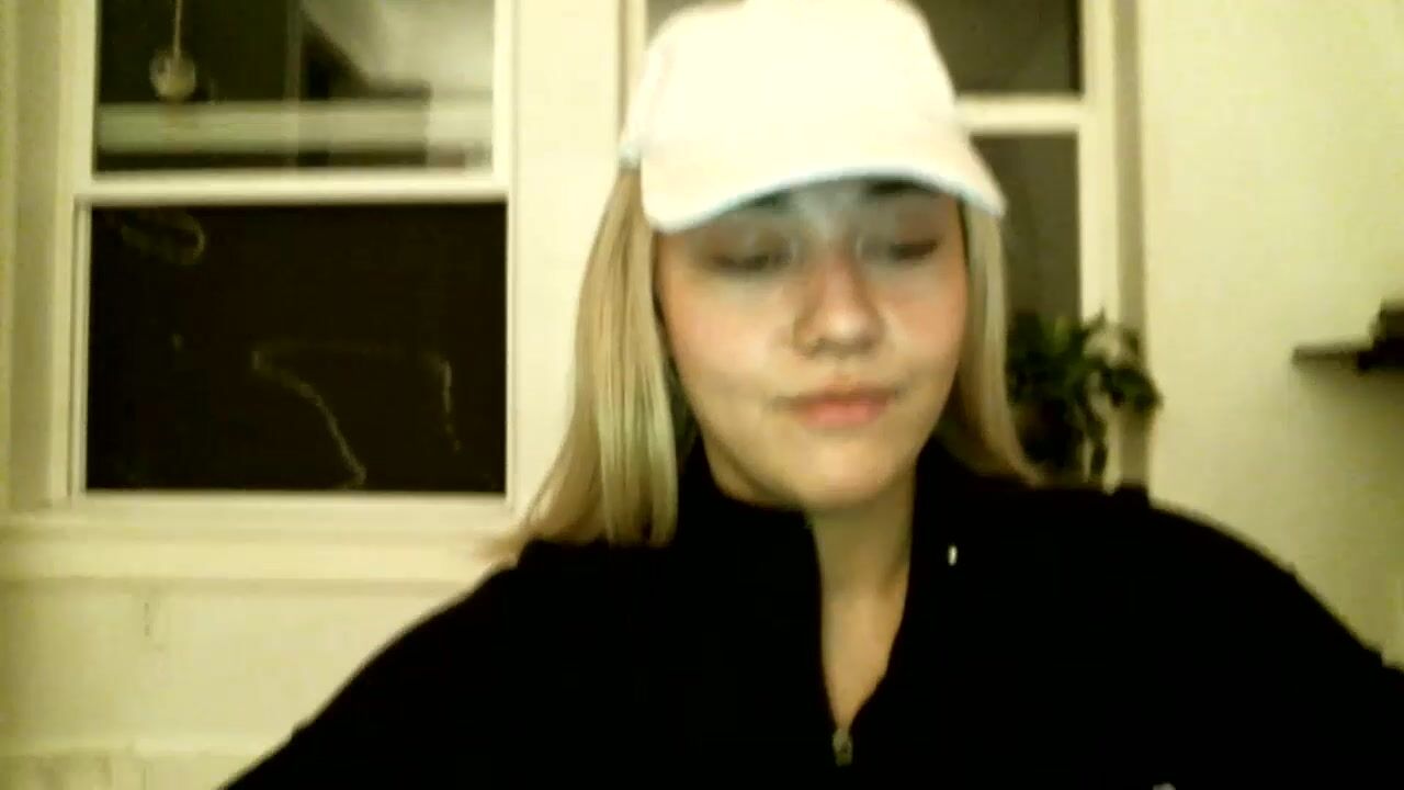 Liabunnyxo - Beryl18 showed up few months ago new name
