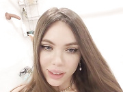 beauty deepthroat dildo on webcam