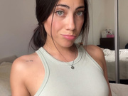 MaY AraYa con esa carita solo quiere lechita