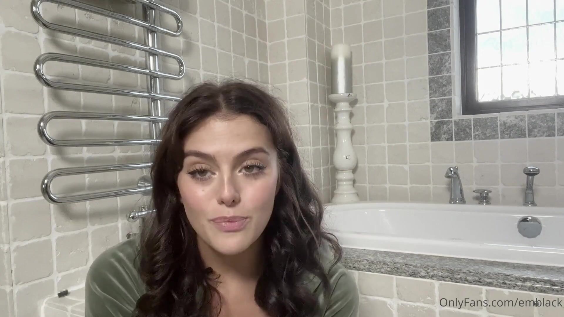 Emily Black Bath BBC Dildo Fuck Squirt
