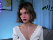 taitehambelton show beautiful puffy nipples