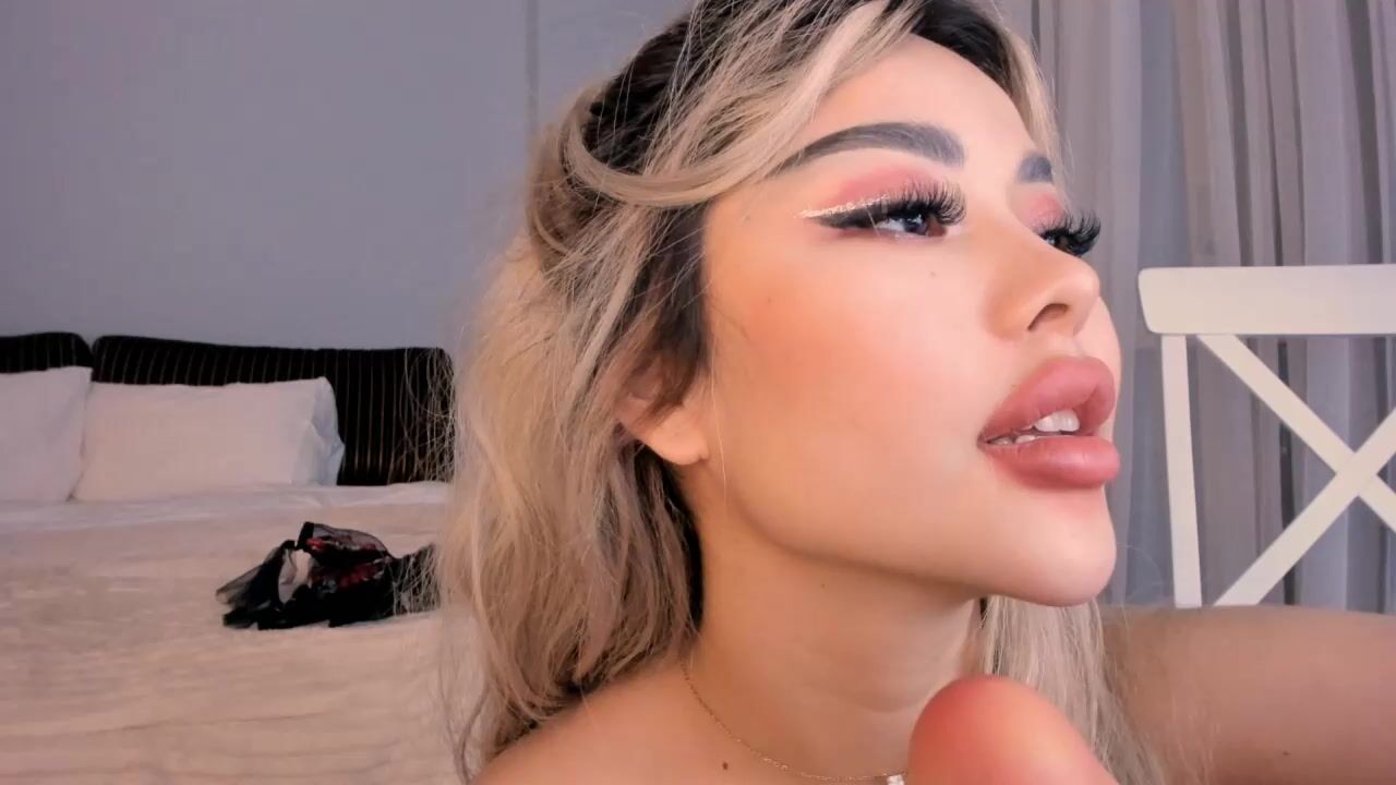 ASIAN WHORE bae_suz BLOWJOB 62