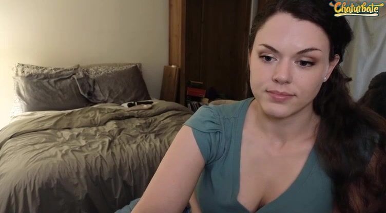 fin strip topless bigboobs charlotte1996 slim 12.2.24