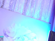 sweety_rinushka_ showing off her ass