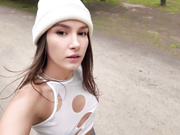 BralessForever - Ellie 003