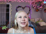 LILFKNSQUIRT TICKETSHOW CUMS W CLITSUCKER ON HER PUSSY