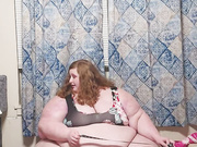 SSBBW Hayley Takes Her Measurements In February 2025