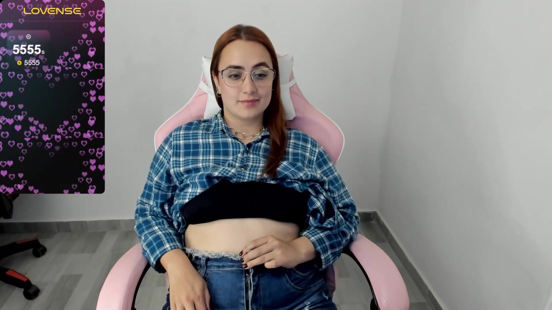 Maryluna95 Non-Nude Agony Show