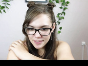 Teresabriggs aka Lyle_art, 2nd day boob flash