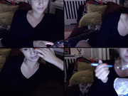 CrazyM_ putting on a lil dnce and spitting for her boo in free webcam show 2017-08-28_064048