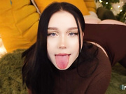 Thick baddie on the carpet