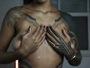 kaligray10 - Eye contact is her best skill