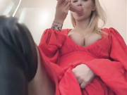 Myrtle_Beach play with dildo in dressingroom