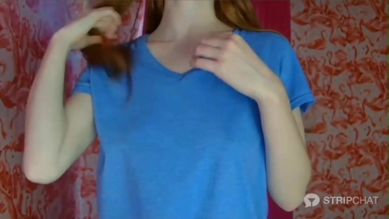 Strawberrysmoothie. oil body + pussy close camera