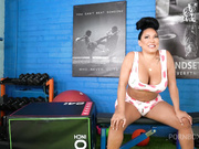 OnlyFans Kiara Mia - Curvy Milf Fucked by Her Gym Trainer