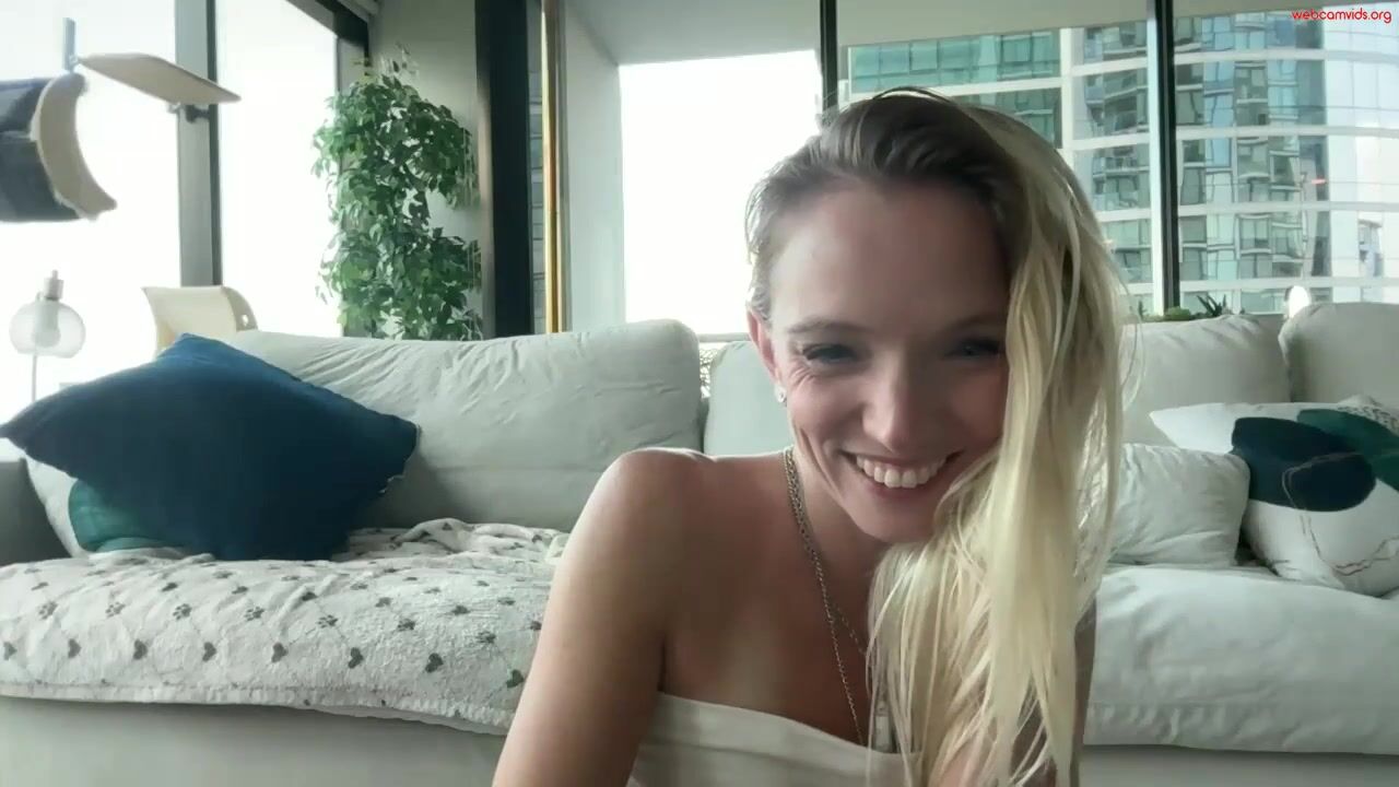 graciemae_baexx_27062025_0343_couple_chaturbate
