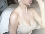 sara mascara sucking and get cum on face