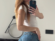 Christin__black shows her sexy legs and ass in shorts