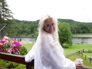 Lena Polanski Air BnB