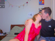 Mamiclouds kissing couple