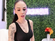 hotfallingdevil 2025-11-14 06 02