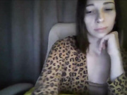 Diana_Bloo shy streamer