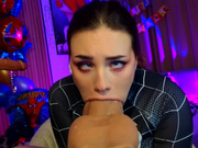 Katerinchik deepthroats a 41cm dildo