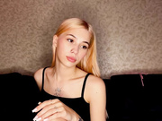 kurtsarah - big facial