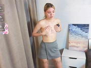 Nancyajasin (tit flashes)