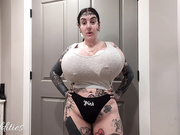 Lotte oddities micro bikini