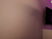 hollyextra 27112025 2