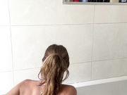 Elsa Bellucci Taking A Bath