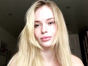 Vladamais squirt fingering