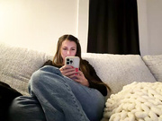 laylahlaylah1 and roomate twerk in thongs