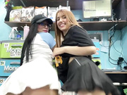 Lucy_699 & sophie_cute66 RARE lesb makeout + squirt