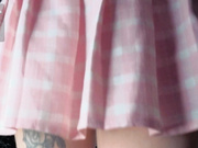 Peek_In_My_Window, 25.12.18-2, Pretty Face, Cute Skirt