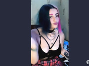 NeonNectar_ fucks a banana (excluisve show)