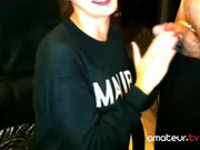 Peque_14 hermana de Loverstroubles chupando