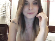 emma_u2 shower 100% naked