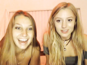 scarlettpussy1660 with friend