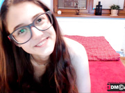 sweetlittleme018 show on 2019-10-28 21-49