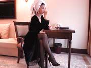 C@ylin Dildo before Christmas dinner