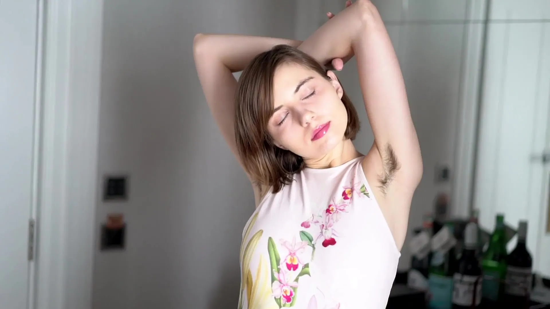 Liara roux video